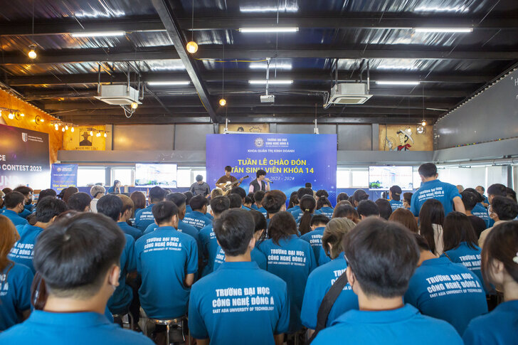 Lựa chọn ngành Quản trị kinh doanh trường đại học Công Nghệ Đông Á 